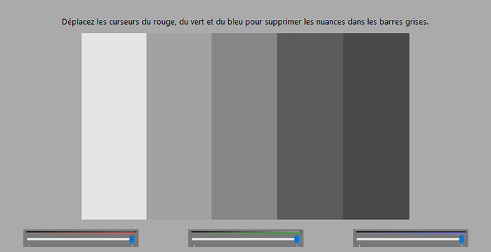Curseurs de correction RVB sur écran pour la calibration sans sonde